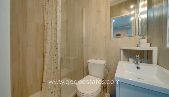 Te koop - Appartement - Appartement op de middelste verdieping - Alicante - Alicante Centro