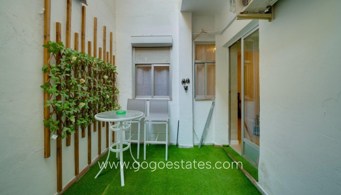 Te koop - Appartement - Appartement op de middelste verdieping - Alicante - Alicante Centro