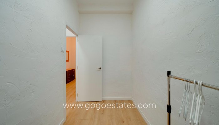 Te koop - Appartement - Appartement op de middelste verdieping - Alicante - Alicante Centro