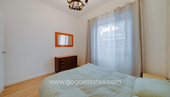 Te koop - Appartement - Appartement op de middelste verdieping - Alicante - Alicante Centro