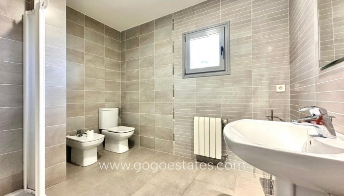 Wiederverkauf - Haus - Bungalow - Benidorm - Benidorm Centro