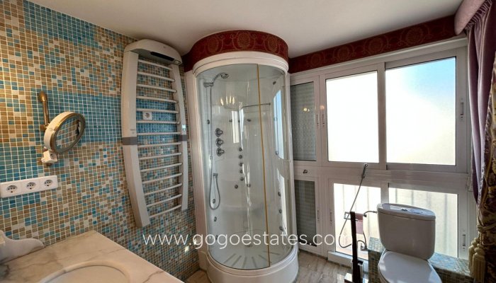 Te koop - Appartement - Appartement op de middelste verdieping - Benidorm - Benidorm Centro