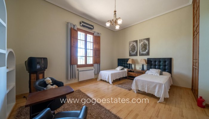Te koop - Huis - Bungalow - Mutxamel - Mutxamel Centro