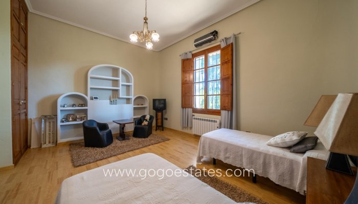 Te koop - Huis - Bungalow - Mutxamel - Mutxamel Centro