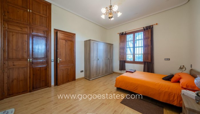 Te koop - Huis - Bungalow - Mutxamel - Mutxamel Centro