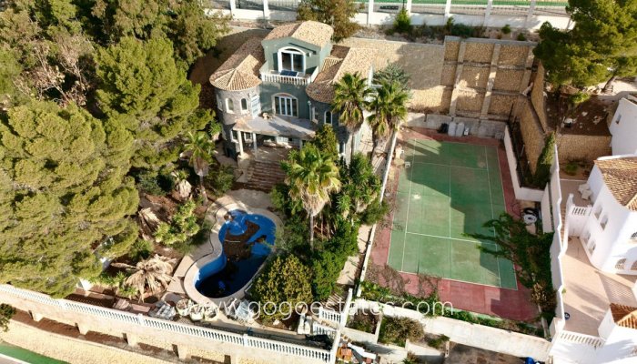 Te koop - Huis - Vrijstaande Villa - Altea - Altea Centro