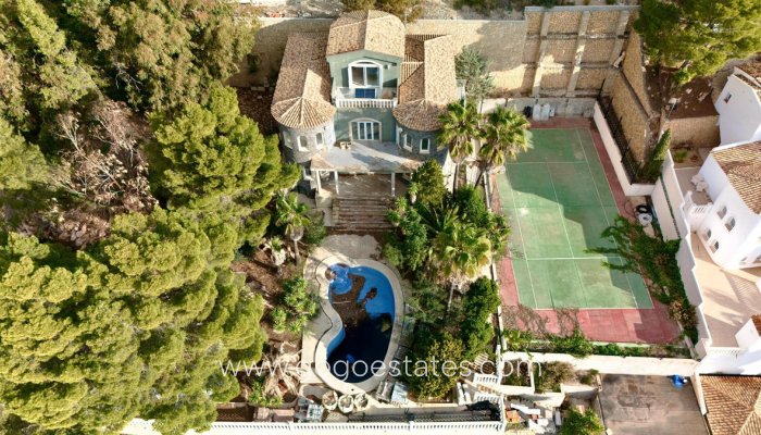 Te koop - Huis - Vrijstaande Villa - Altea - Altea Centro