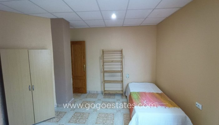 Te koop - Appartement - Appartement op de middelste verdieping - Alicante - Alicante Centro