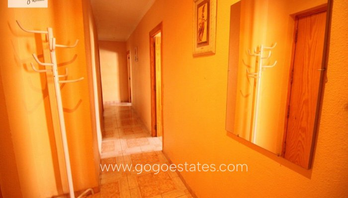 Te koop - Appartement - Appartement op de middelste verdieping - Alicante - Alicante Centro
