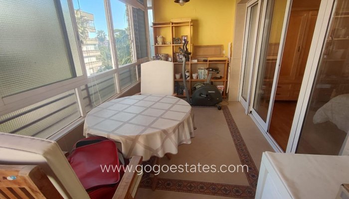 Revente - Appartement - Appartement au rez-de-chaussée - Torrevieja - Torrevieja Centro