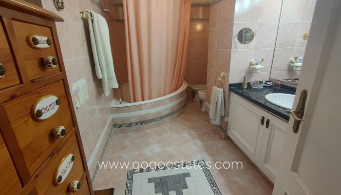 Revente - Appartement - Appartement au rez-de-chaussée - Torrevieja - Torrevieja Centro