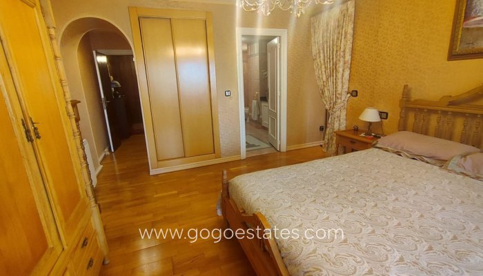 Revente - Appartement - Appartement au rez-de-chaussée - Torrevieja - Torrevieja Centro