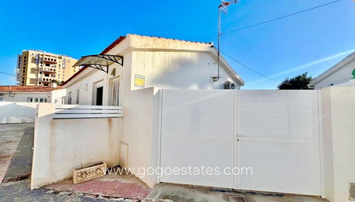 Te koop - Huis - Bungalow - Torrevieja - Torrevieja Centro