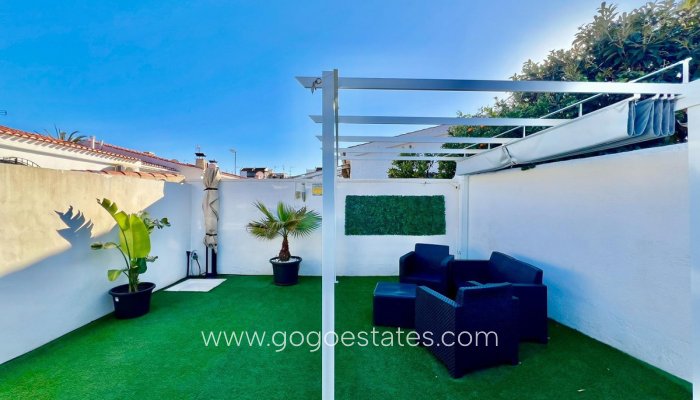 Te koop - Huis - Bungalow - Torrevieja - Torrevieja Centro