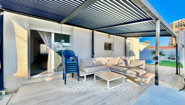 Te koop - Huis - Bungalow - Torrevieja - Torrevieja Centro