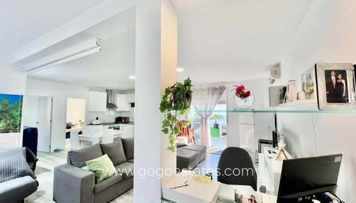 Te koop - Huis - Bungalow - Torrevieja - Torrevieja Centro