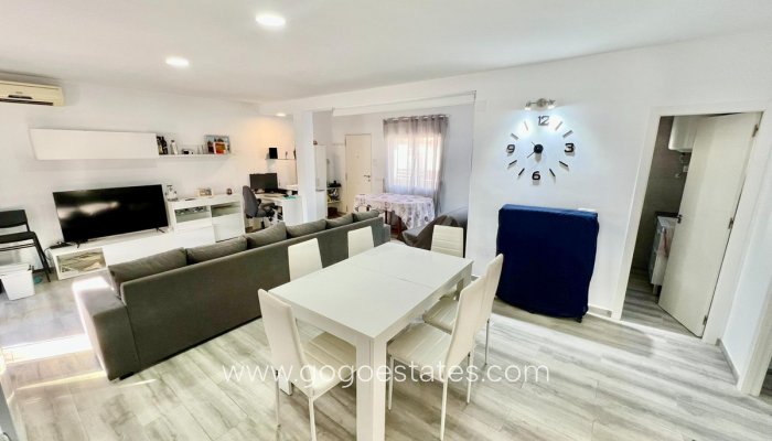 Te koop - Huis - Bungalow - Torrevieja - Torrevieja Centro