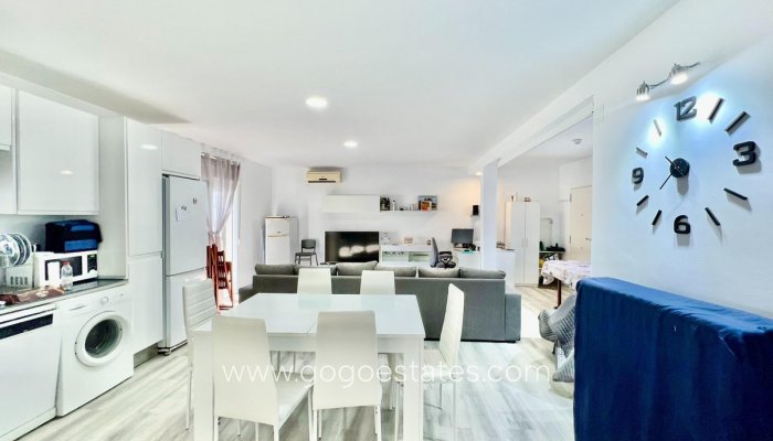 Te koop - Huis - Bungalow - Torrevieja - Torrevieja Centro