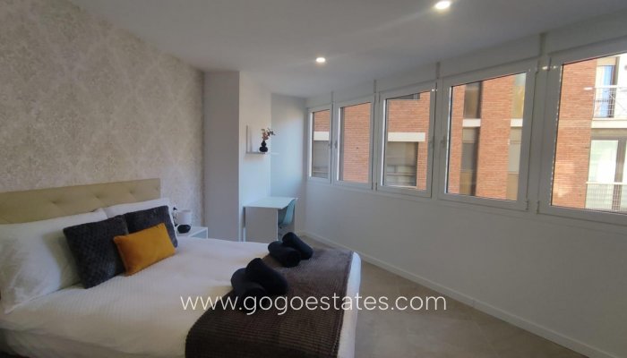 Te koop - Appartement - Appartement op de middelste verdieping - Alicante - Alicante Centro