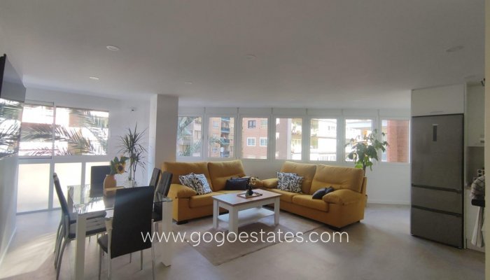 Te koop - Appartement - Appartement op de middelste verdieping - Alicante - Alicante Centro