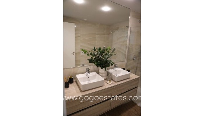 Te koop - Appartement - Appartement op de middelste verdieping - Benidorm - Benidorm Centro