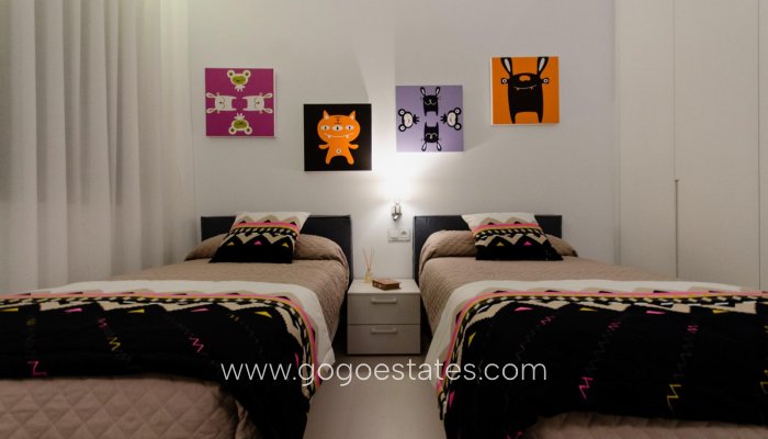 Te koop - Huis - Bungalow - Orihuela - Orihuela Costa