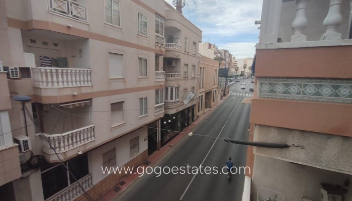 Te koop - Appartement - Appartement op de middelste verdieping - Torrevieja - Torrevieja Centro