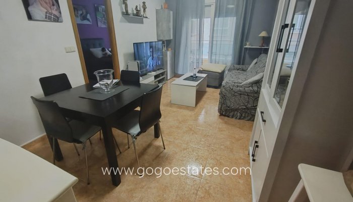 Te koop - Appartement - Appartement op de middelste verdieping - Torrevieja - Torrevieja Centro