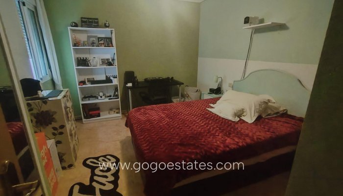 Te koop - Appartement - Appartement op de middelste verdieping - Torrevieja - Torrevieja Centro