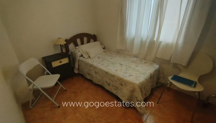 Te koop - Appartement - Appartement op de middelste verdieping - Torrevieja - Torrevieja Centro