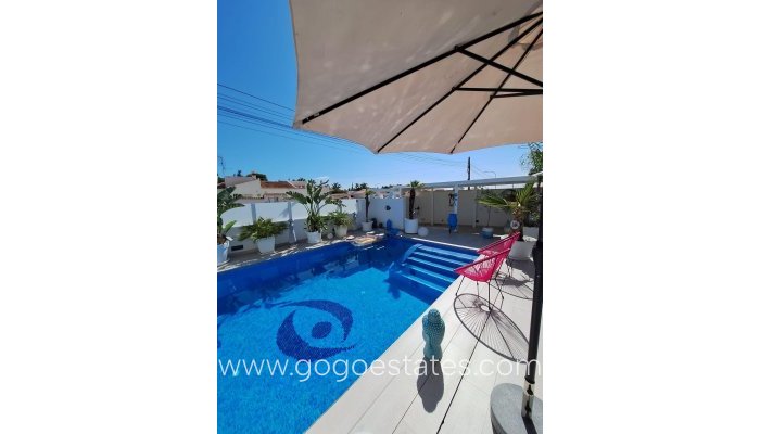 Te koop - Huis - Bungalow - Torrevieja - Torrevieja Centro