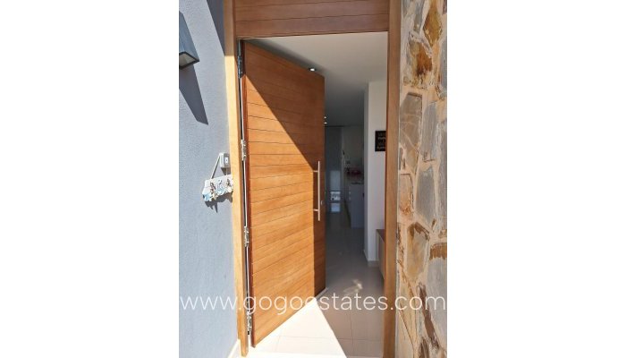 Te koop - Huis - Bungalow - Torrevieja - Torrevieja Centro