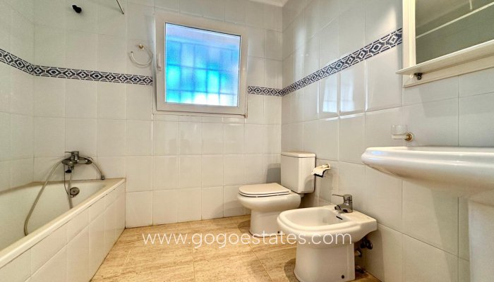 Te koop - Huis - Bungalow - Dénia - Denia Centro