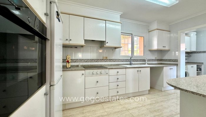 Te koop - Huis - Bungalow - Dénia - Denia Centro