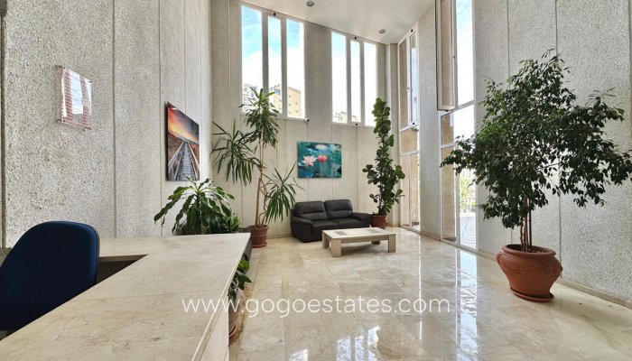 Te koop - Appartement - Appartement op de middelste verdieping - Benidorm - Benidorm Centro