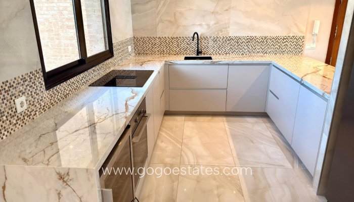 Te koop - Appartement - Appartement op de middelste verdieping - Benidorm - Benidorm Centro