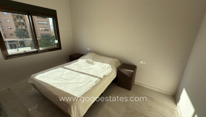 Te koop - Appartement - Appartement op de middelste verdieping - Benidorm - Benidorm Centro