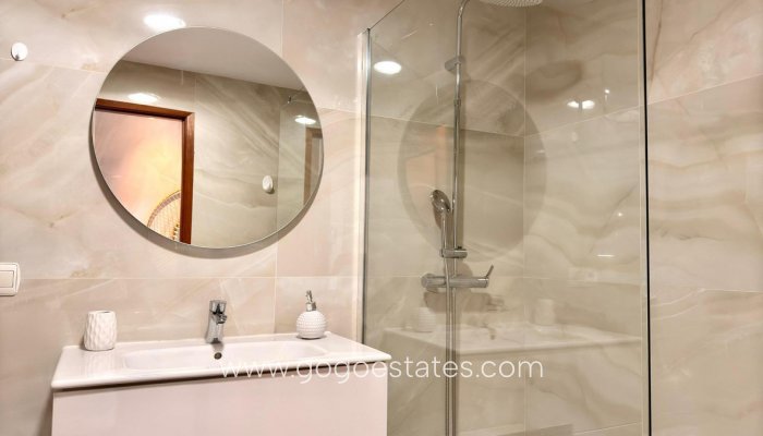 Te koop - Appartement - Appartement op de middelste verdieping - Benidorm - Benidorm Centro