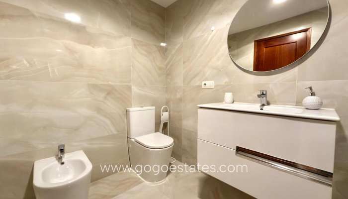 Te koop - Appartement - Appartement op de middelste verdieping - Benidorm - Benidorm Centro