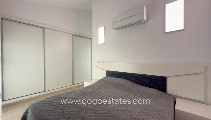 Te koop - Huis - Bungalow - La Nucía - La Nucia Centro