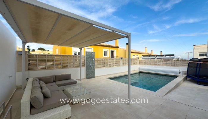 Te koop - Huis - Bungalow - La Nucía - La Nucia Centro