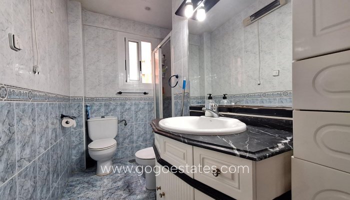 Te koop - Appartement - Appartement op de middelste verdieping - Alicante - Alicante Centro