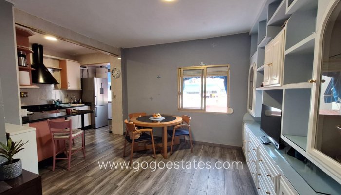 Te koop - Appartement - Appartement op de middelste verdieping - Alicante - Alicante Centro