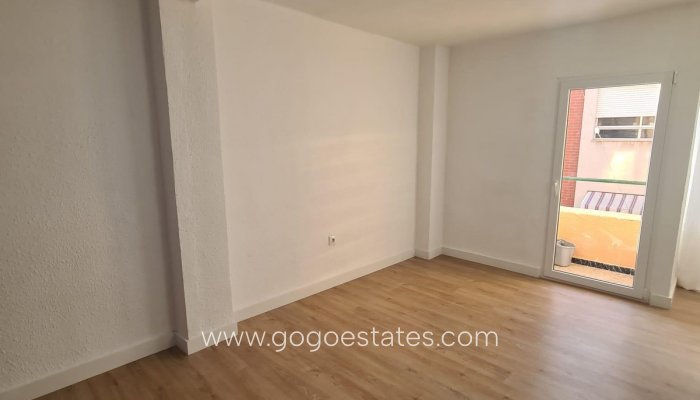 Te koop - Appartement - Appartement op de middelste verdieping - Alicante - Alicante Centro