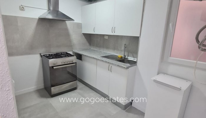 Te koop - Appartement - Appartement op de middelste verdieping - Alicante - Alicante Centro