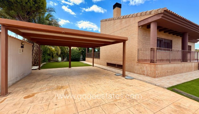 Te koop - Huis - Bungalow - Mutxamel - Mutxamel Centro