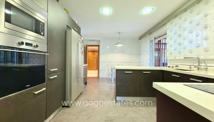 Te koop - Huis - Bungalow - Mutxamel - Mutxamel Centro