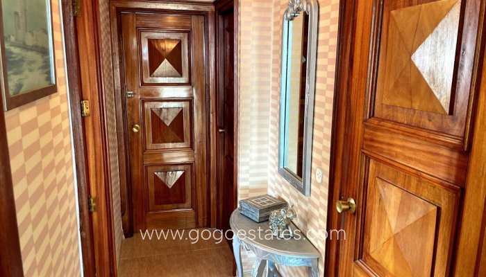 Te koop - Appartement - Appartement op de middelste verdieping - Benidorm - Benidorm Centro