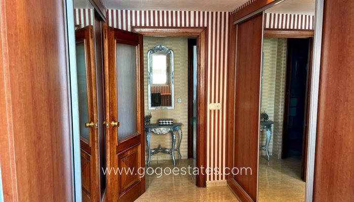 Te koop - Appartement - Appartement op de middelste verdieping - Benidorm - Benidorm Centro