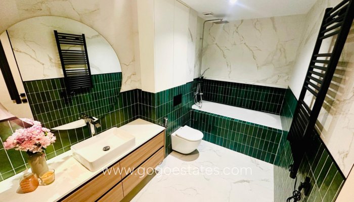 Te koop - Appartement - Appartement op de middelste verdieping - Alicante - Alicante Centro